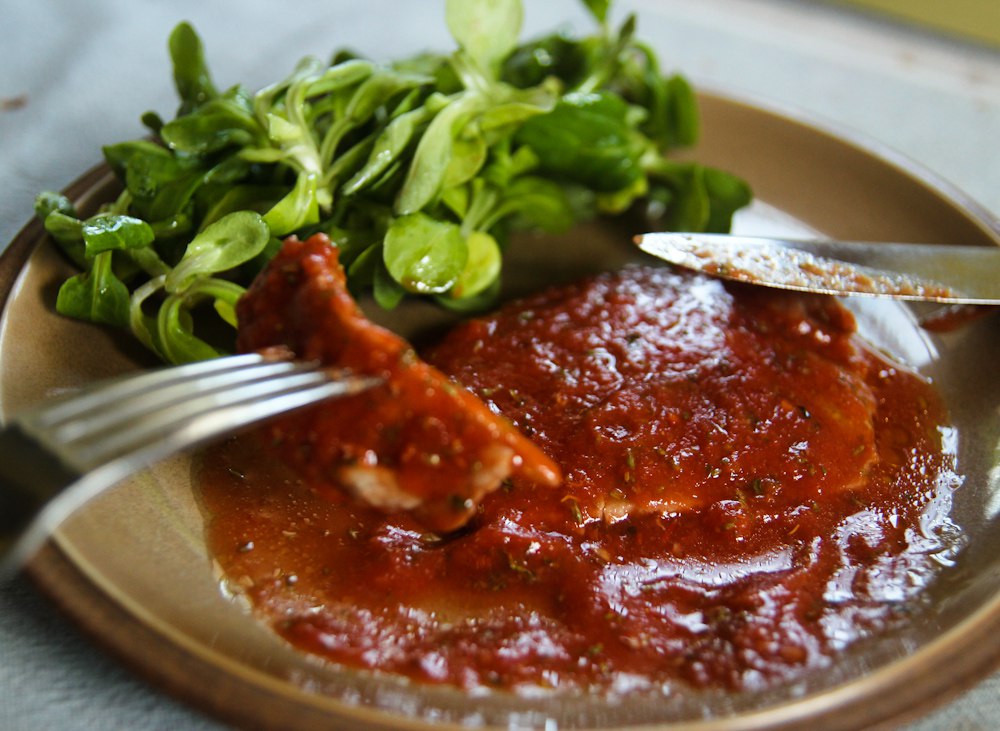 Beef Filets in tomato sauce