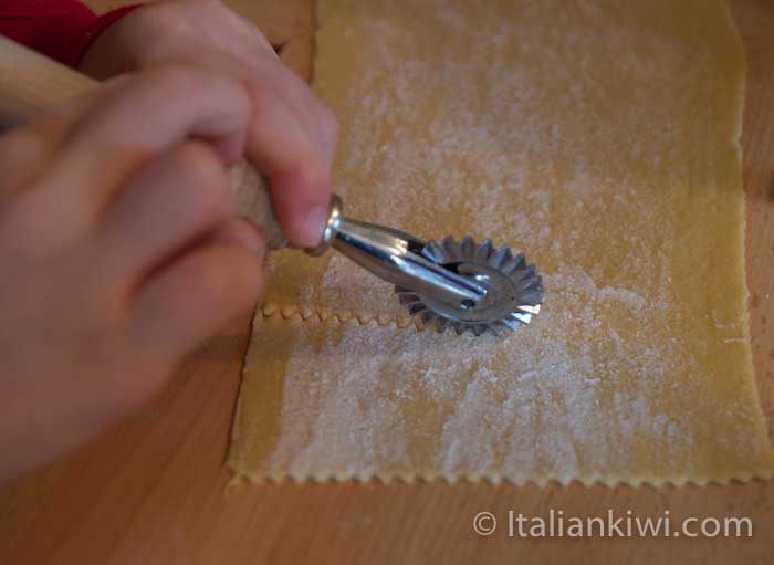 Cutting chiacchiere