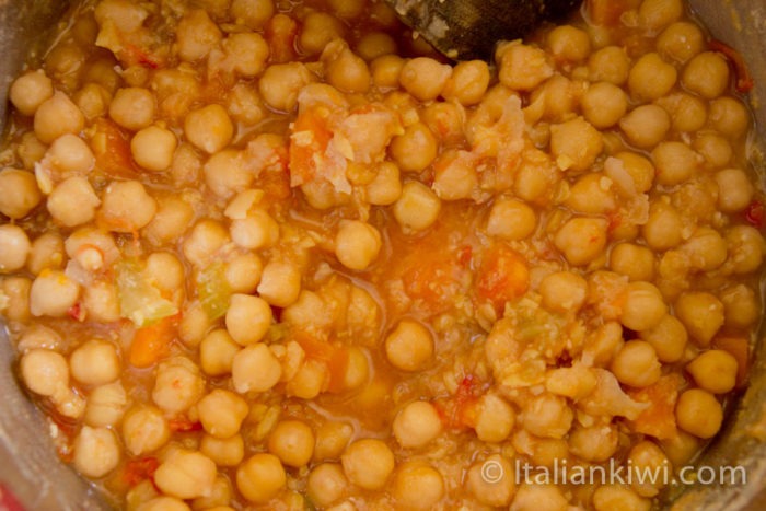 Chickpeas for pasta
