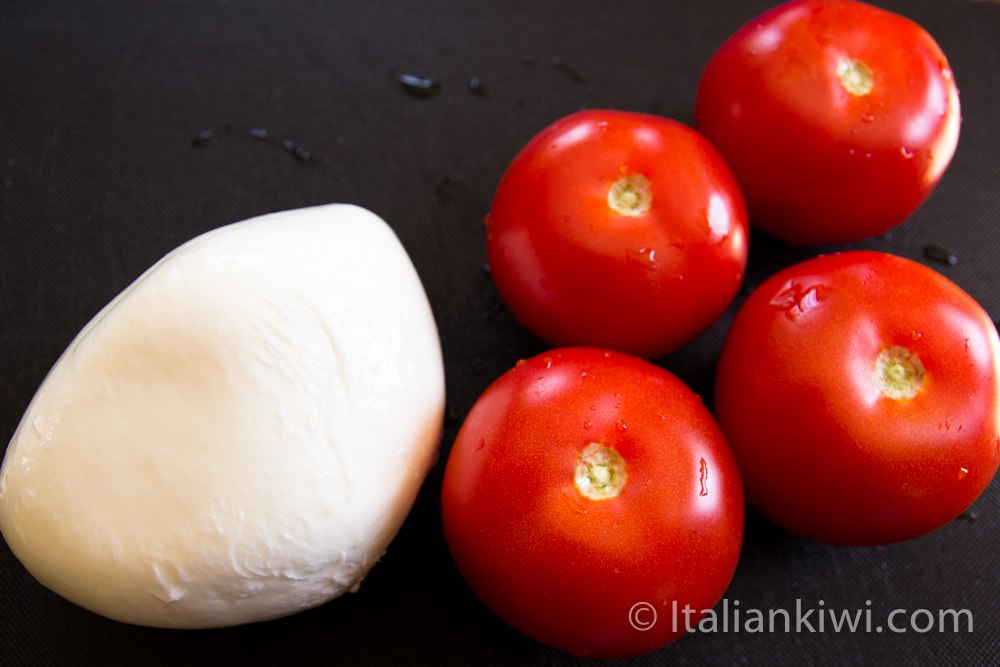 Mozz tomato