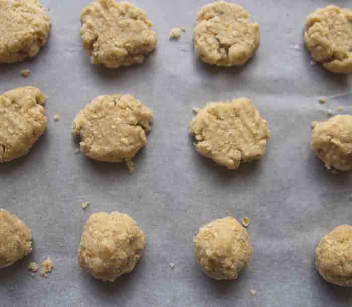 Anzac biscuits before cooking