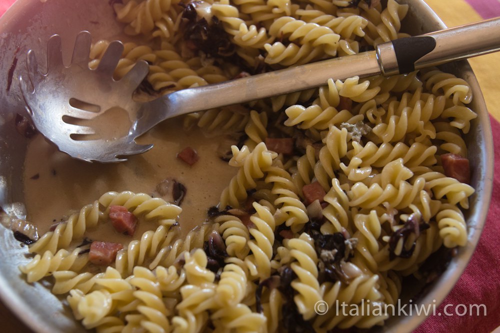 pasta with radicchio and speck