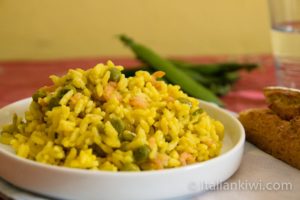 Risotto with shrimps, saffron and peas