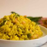 Risotto with shrimps, peas and saffron