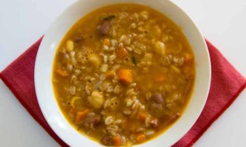 Spelt and Chickpea Soup