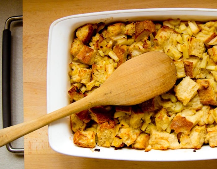 Bread And Apple Stuffing