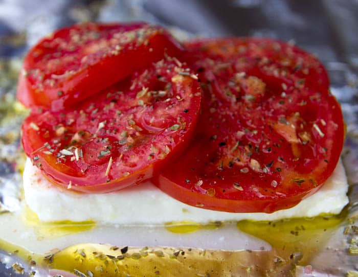 grilled tomatoes with feta cheese